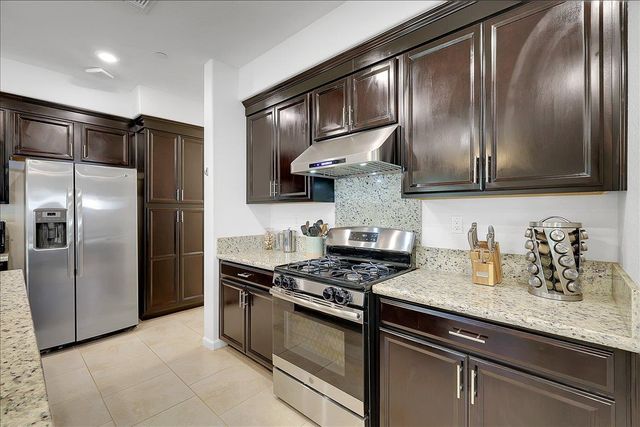 2058 Danforth Way, Plumas Lake, CA 95961