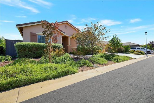 2058 Danforth Way, Plumas Lake, CA 95961
