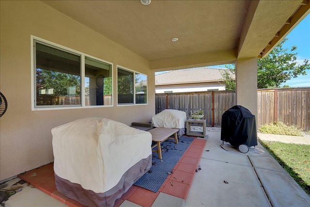 2058 Danforth Way, Plumas Lake, CA 95961