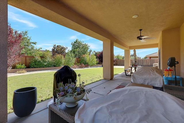 2058 Danforth Way, Plumas Lake, CA 95961