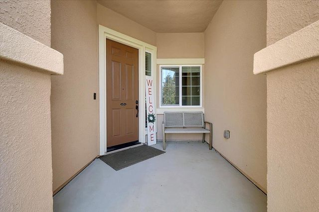 2058 Danforth Way, Plumas Lake, CA 95961