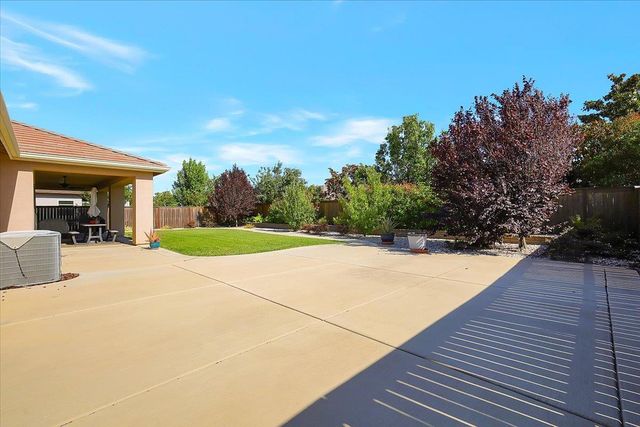 2058 Danforth Way, Plumas Lake, CA 95961