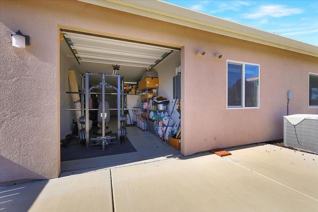 2058 Danforth Way, Plumas Lake, CA 95961