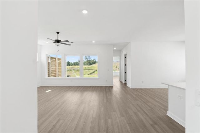 1331 Autumn Lake Drive SW, Gainesville, GA 30504