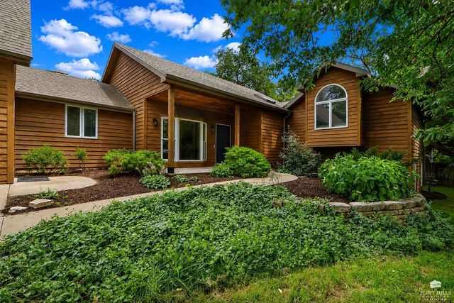 2303 Wildwood Lane, Manhattan, KS 66502