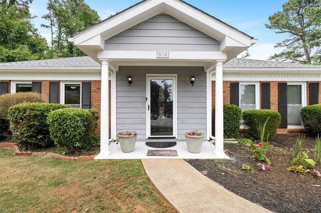 916 Bass Court, Lawrenceville, GA 30043