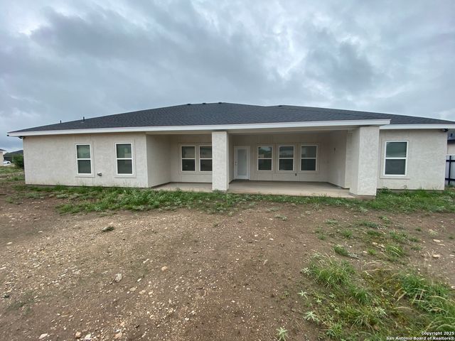 414 Pitaya Lane, Del Rio, TX 78840