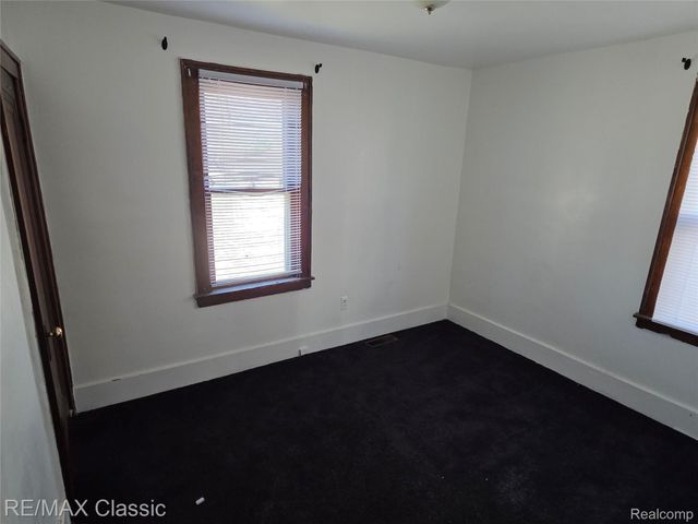 15307 Biltmore Street, Detroit, MI 48227