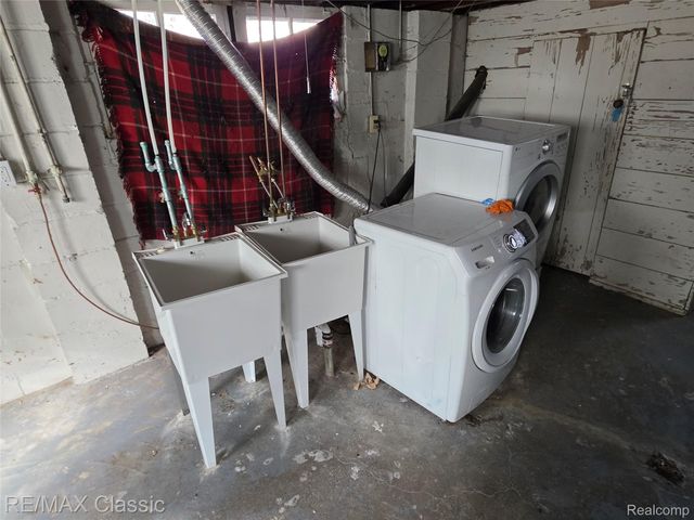 15307 Biltmore Street, Detroit, MI 48227