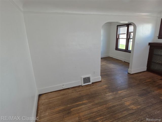 15307 Biltmore Street, Detroit, MI 48227