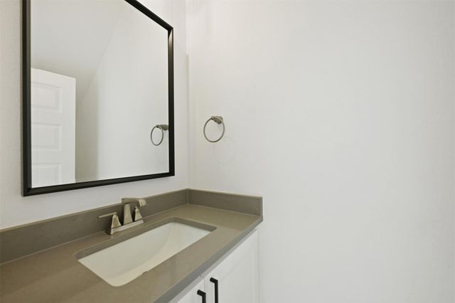 18800 Hogan CIR 107, Leander, TX 78645