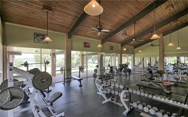 18800 Hogan CIR 107, Leander, TX 78645