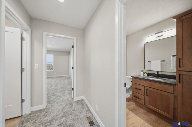 8920 Peregrine Road, Lincoln, NE 68505