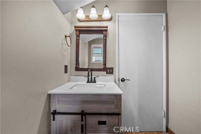 2144 Sirius, Thousand Oaks, CA 91360