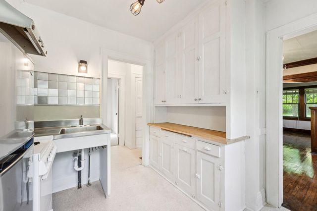 710 Wheelock Parkway W, Saint Paul, MN 55117