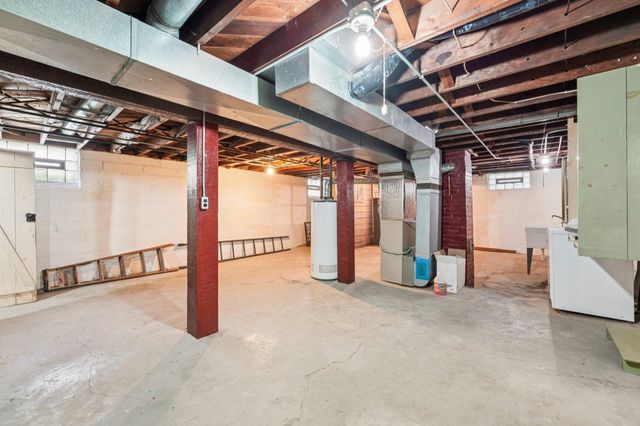 710 Wheelock Parkway W, Saint Paul, MN 55117