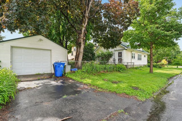 710 Wheelock Parkway W, Saint Paul, MN 55117