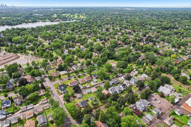 710 Wheelock Parkway W, Saint Paul, MN 55117