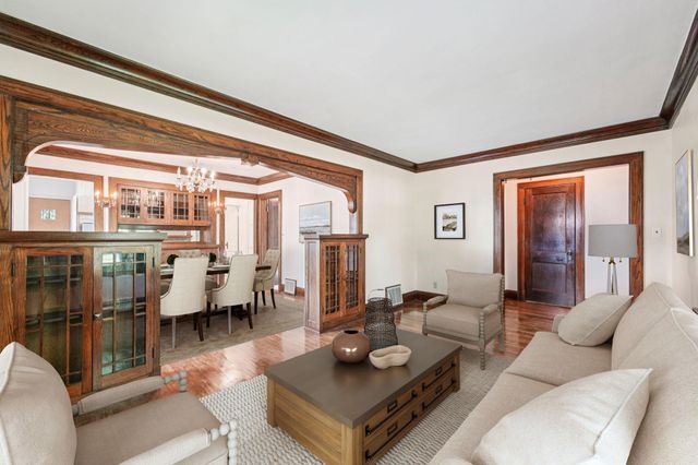 710 Wheelock Parkway W, Saint Paul, MN 55117