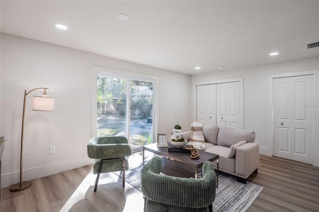 805 E CURTIS STREET, Tampa, FL 33603