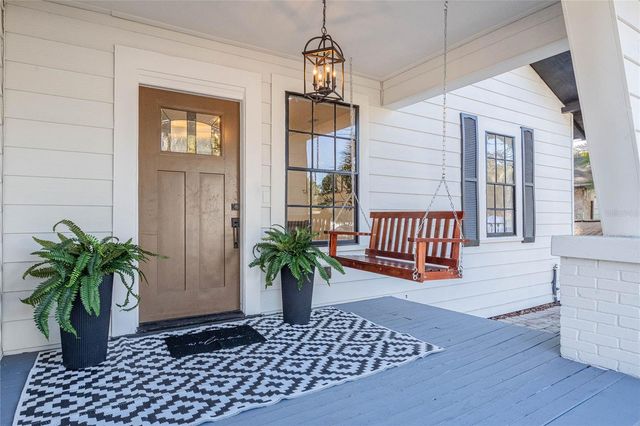 805 E CURTIS STREET, Tampa, FL 33603