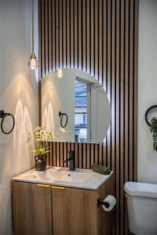 805 E CURTIS STREET, Tampa, FL 33603