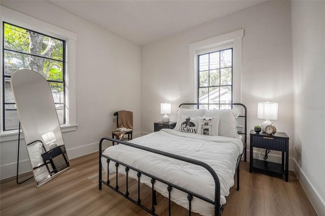 805 E CURTIS STREET, Tampa, FL 33603