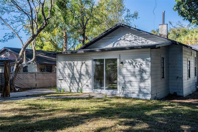 805 E CURTIS STREET, Tampa, FL 33603