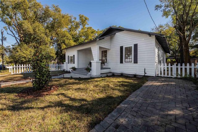 805 E CURTIS STREET, Tampa, FL 33603