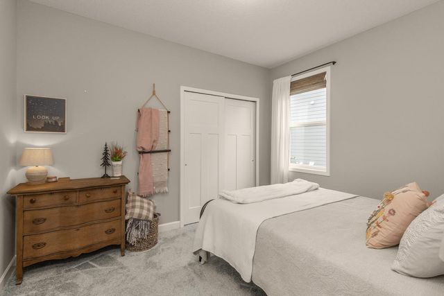 10852 Harbor Lane N, Maple Grove, MN 55369