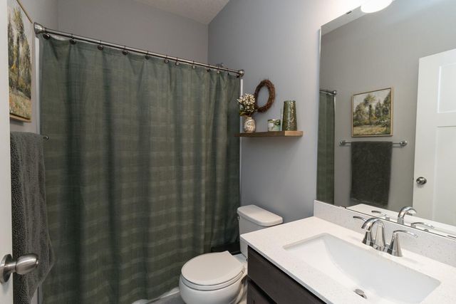 10852 Harbor Lane N, Maple Grove, MN 55369