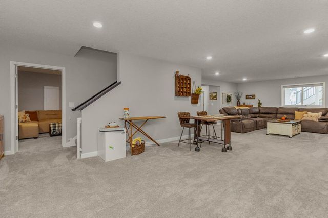 10852 Harbor Lane N, Maple Grove, MN 55369