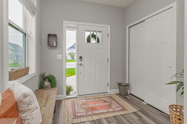 10852 Harbor Lane N, Maple Grove, MN 55369