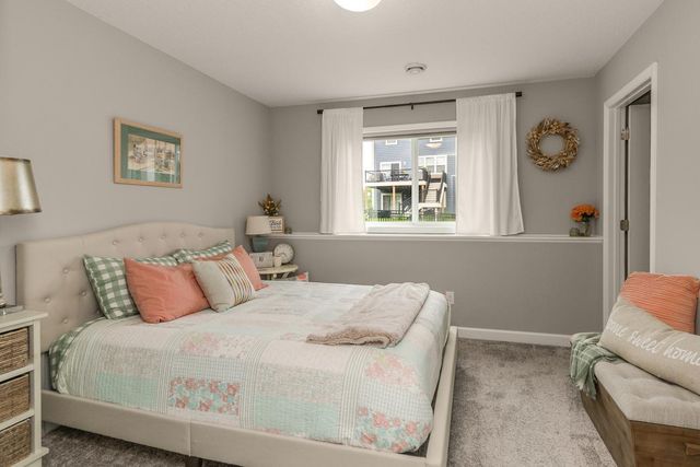 10852 Harbor Lane N, Maple Grove, MN 55369