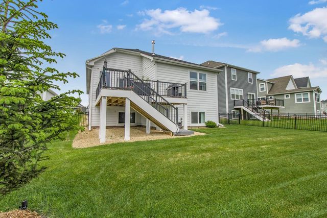 10852 Harbor Lane N, Maple Grove, MN 55369