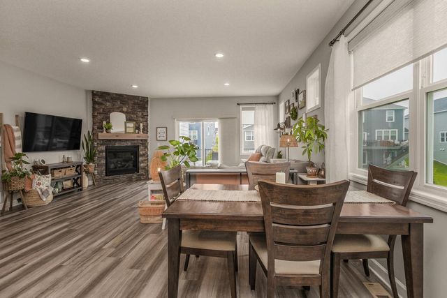 10852 Harbor Lane N, Maple Grove, MN 55369