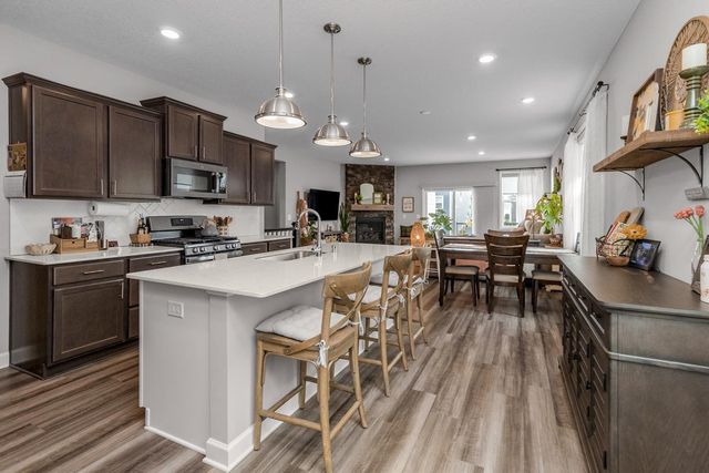 10852 Harbor Lane N, Maple Grove, MN 55369