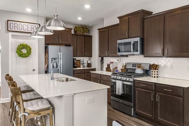 10852 Harbor Lane N, Maple Grove, MN 55369