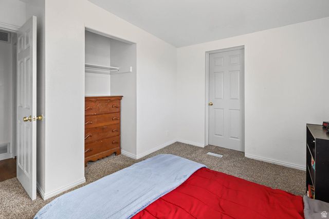 392 N ANN ST, Clearfield, UT 84015