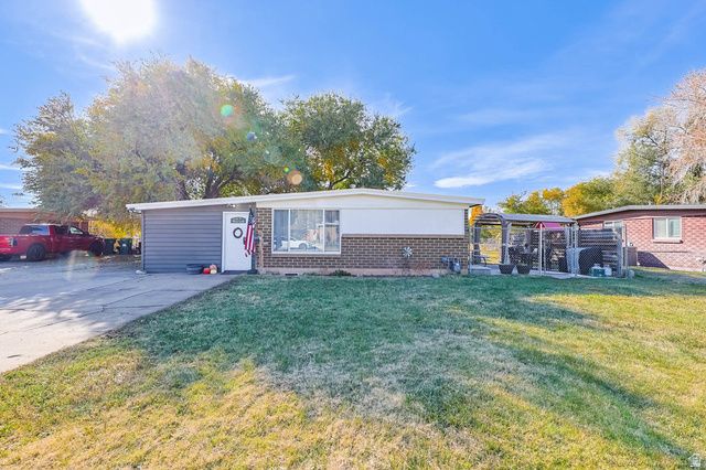 392 N ANN ST, Clearfield, UT 84015