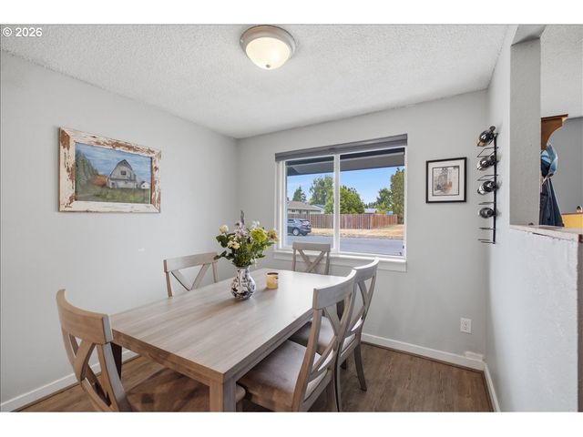 1023 JOSEPHINE St E, Monmouth, OR 97361