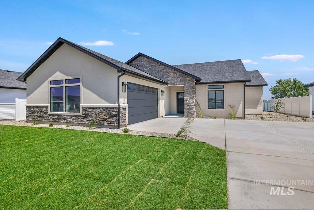 951 Gregory Way, Twin Falls, ID 83301
