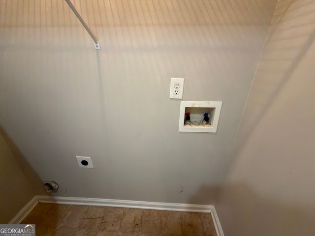 4368 Gray Raptor Circle, Snellville, GA 30039