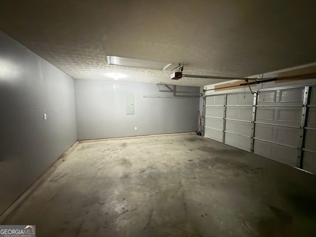 4368 Gray Raptor Circle, Snellville, GA 30039