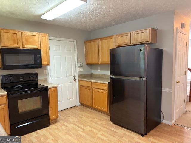 4368 Gray Raptor Circle, Snellville, GA 30039