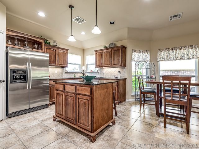 9501 N 95th East Court, Owasso, OK 74055