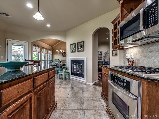 9501 N 95th East Court, Owasso, OK 74055