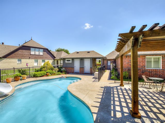 9501 N 95th East Court, Owasso, OK 74055