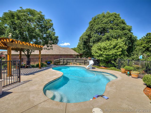 9501 N 95th East Court, Owasso, OK 74055