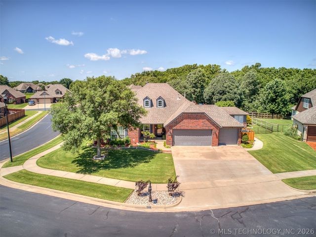 9501 N 95th East Court, Owasso, OK 74055